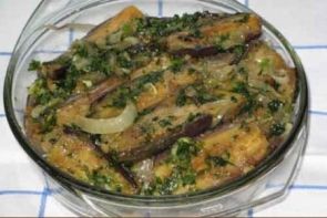 Баклажаны с чесноком и зеленью