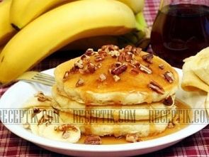 Банановые оладьи с медом