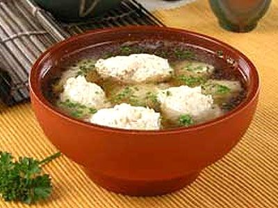 Бульон куриный с цветной капустой