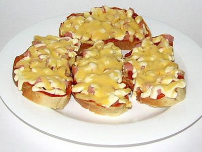 Бутерброд с сосисками