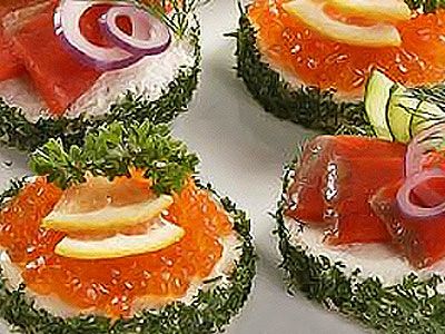 Бутерброды с рыбой и икрой