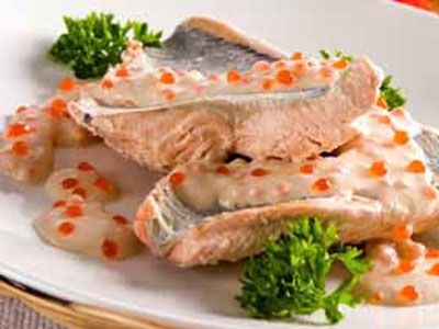 Горбуша с икорным соусом