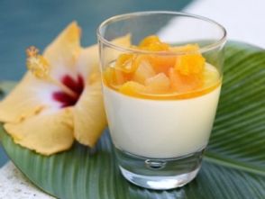 Йогуртовая панна котта с курагой