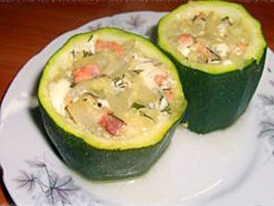 Кабачки фаршированные сыром и семгой
