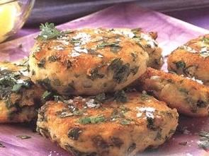 Картофельные котлеты с кинзой и сыром
