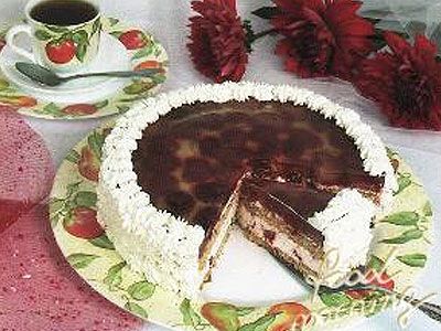 Клубничный торт «Сладкий сон»