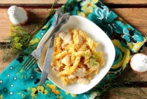 Макароны с курицей в мультиварке