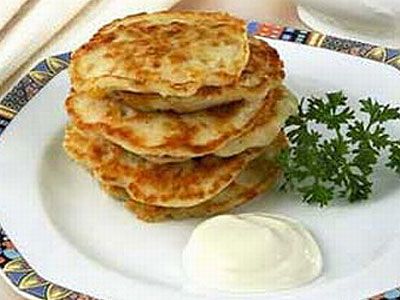Оладьи из теста с сыром и кукурузой