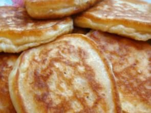 Оладушки с яблоками