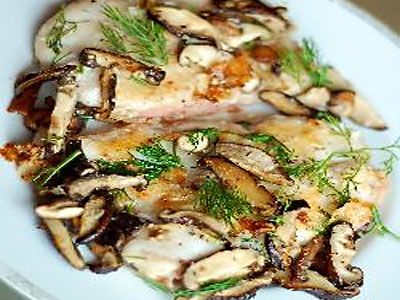 Палтус, жаренный с грибами шиитаке