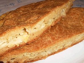 Пирог-кулебяка с капустой