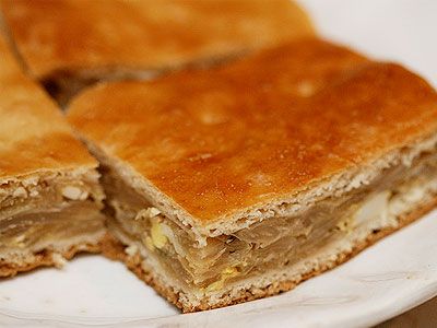 Пирог с квашеной капустой