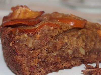 Пирог с хурмой, миндалем и коньяком