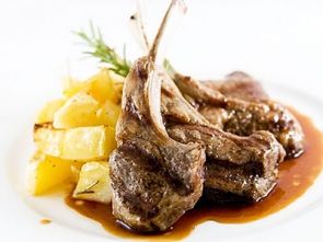 Пряная ягнятина с горчицей и чесноком