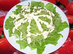 Редька с листьями салата