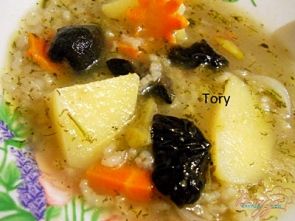 Рисовый суп с маслятами