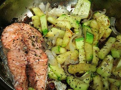 Рыба с кабачками