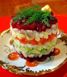 Салат из авокадо с сельдью
