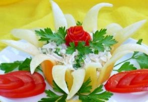 Салат из блинчиков в "цветке"