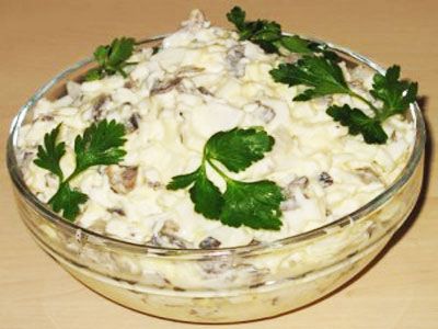 Салат из кальмаров