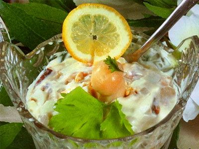 Салат из осетрины с грибами