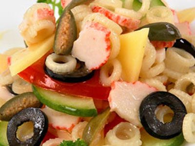 Салат острый с макаронами