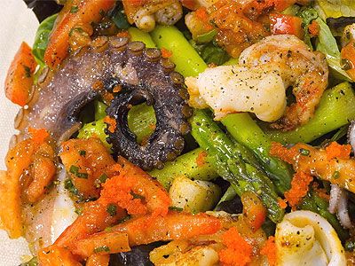 Салат с морепродуктами по-балтийски