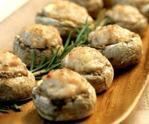 Шампиньоны с корнишонами