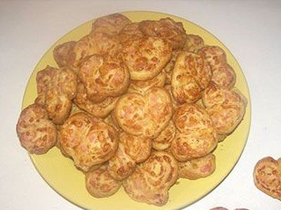 Шарики из сыра с ветчиной