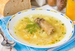 Суп с куриными потрошками и вермишелью