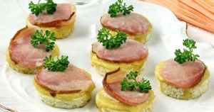 Сырные тосты с беконом