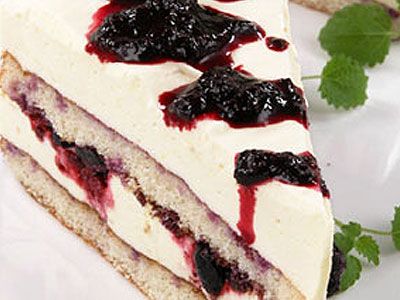 Торт с муссом из белого вина