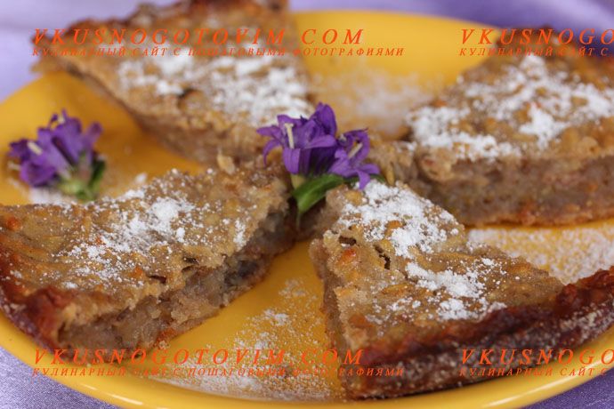 Яблочный пирог с орехами