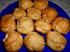 Заварные закусочные эклеры с начинкой