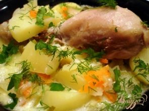 Жаркое с солёными огурчиками