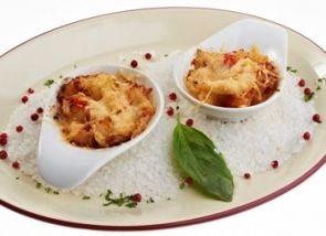 Жульен из морепродуктов в мультиварке