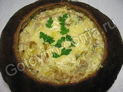 Жюльен в хлебном каравае