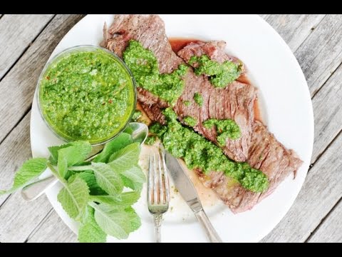 Рецепт. Стейк с соусом чимичурри